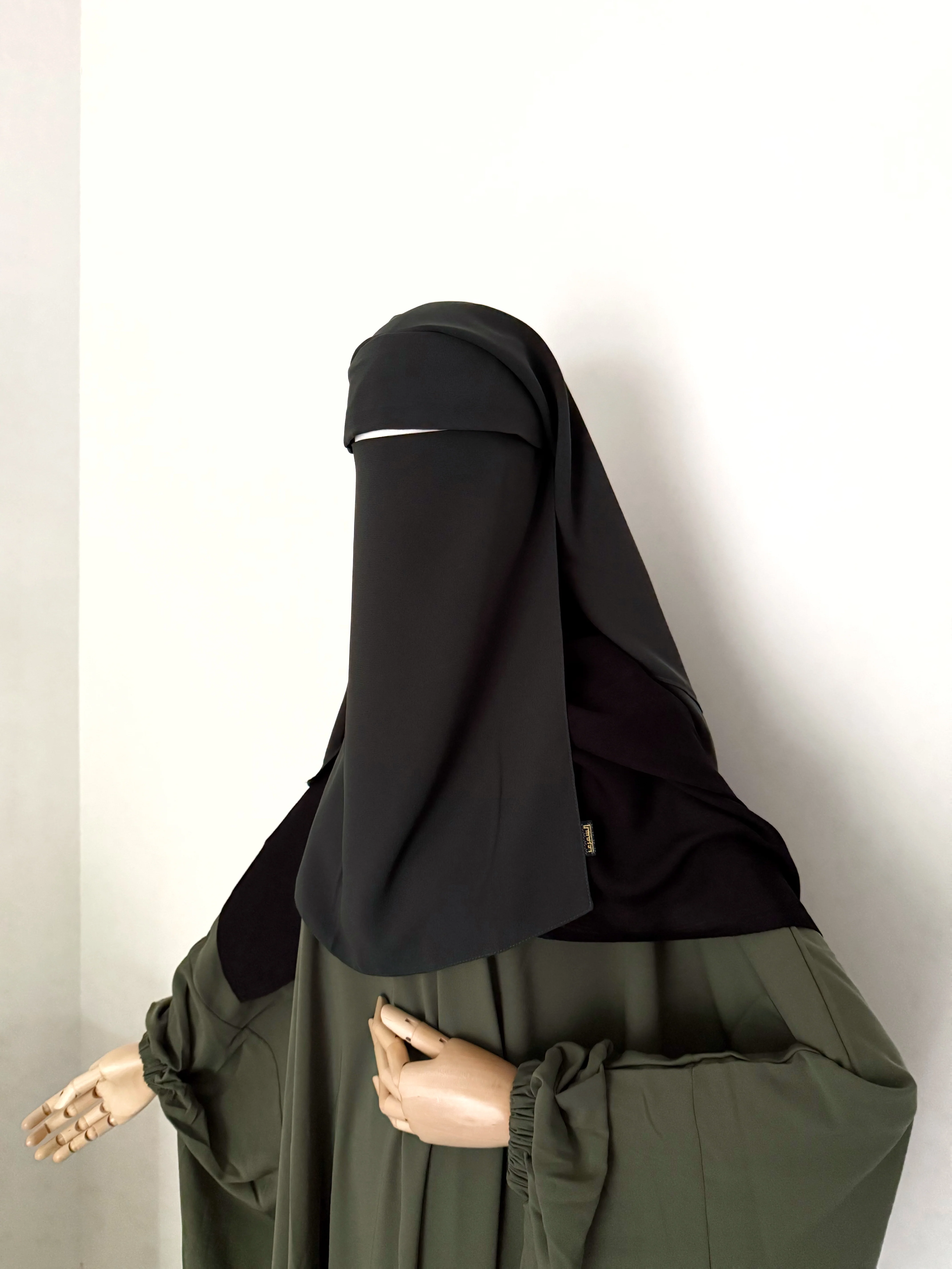 Niqab/Sitar Malaysia Pull Down Court - Image 6